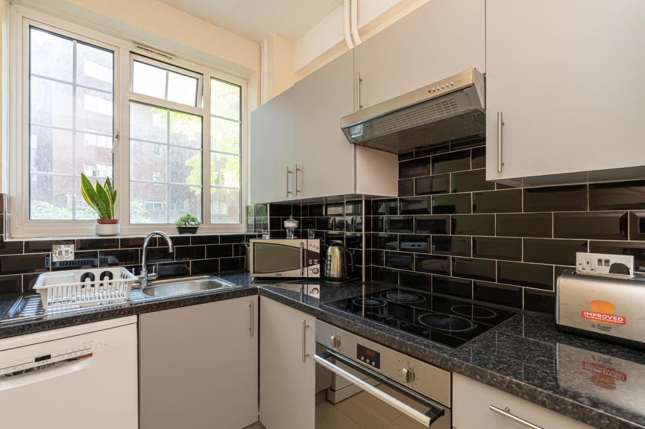 Charming 2 Bedroom Flat In Kensington High Street London Exteriör bild