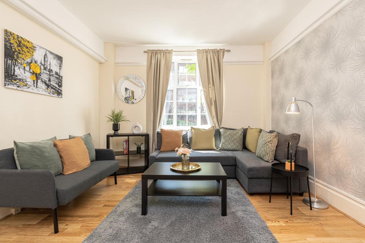 Charming 2 Bedroom Flat In Kensington High Street London Exteriör bild
