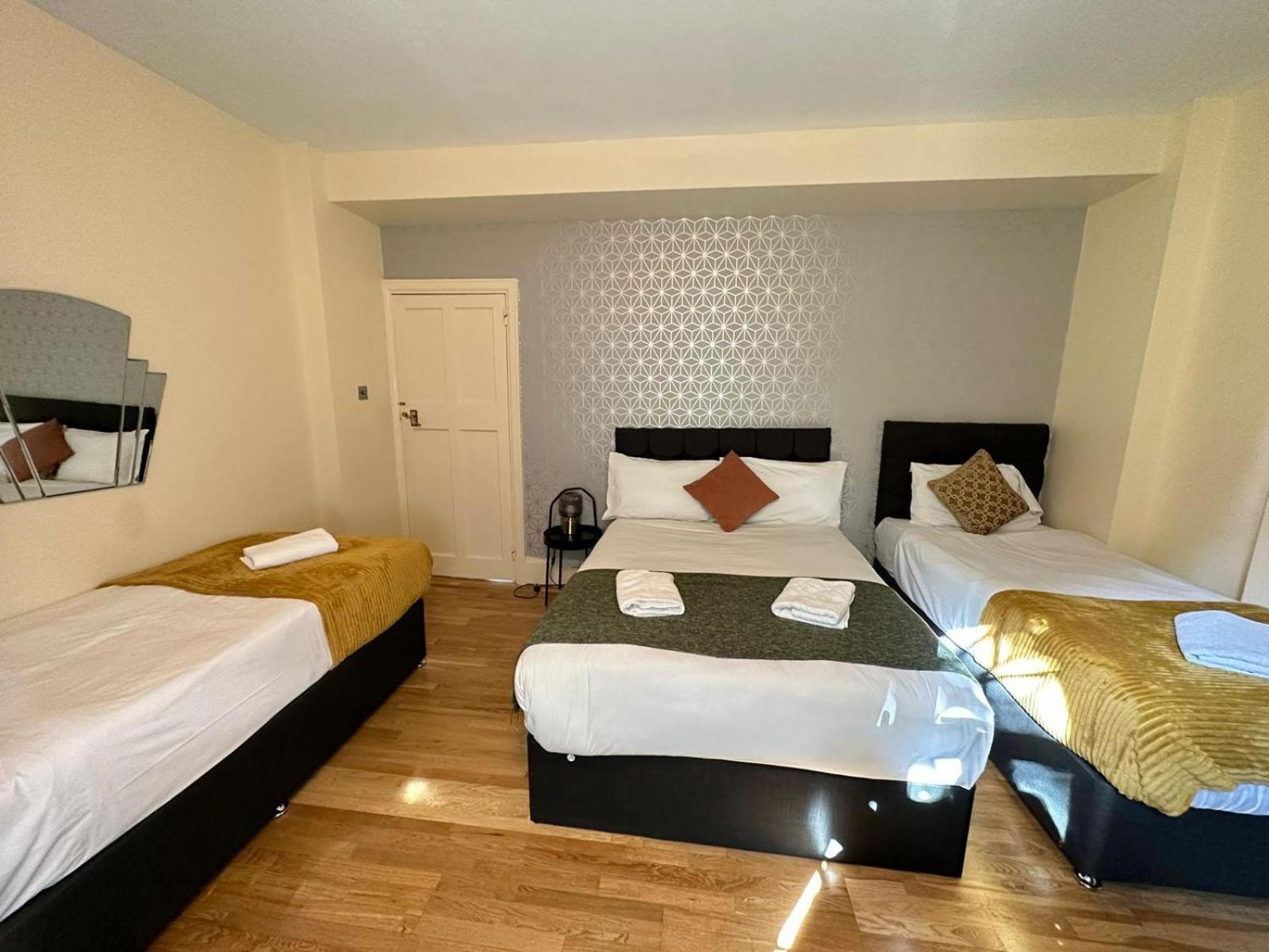 Charming 2 Bedroom Flat In Kensington High Street London Exteriör bild