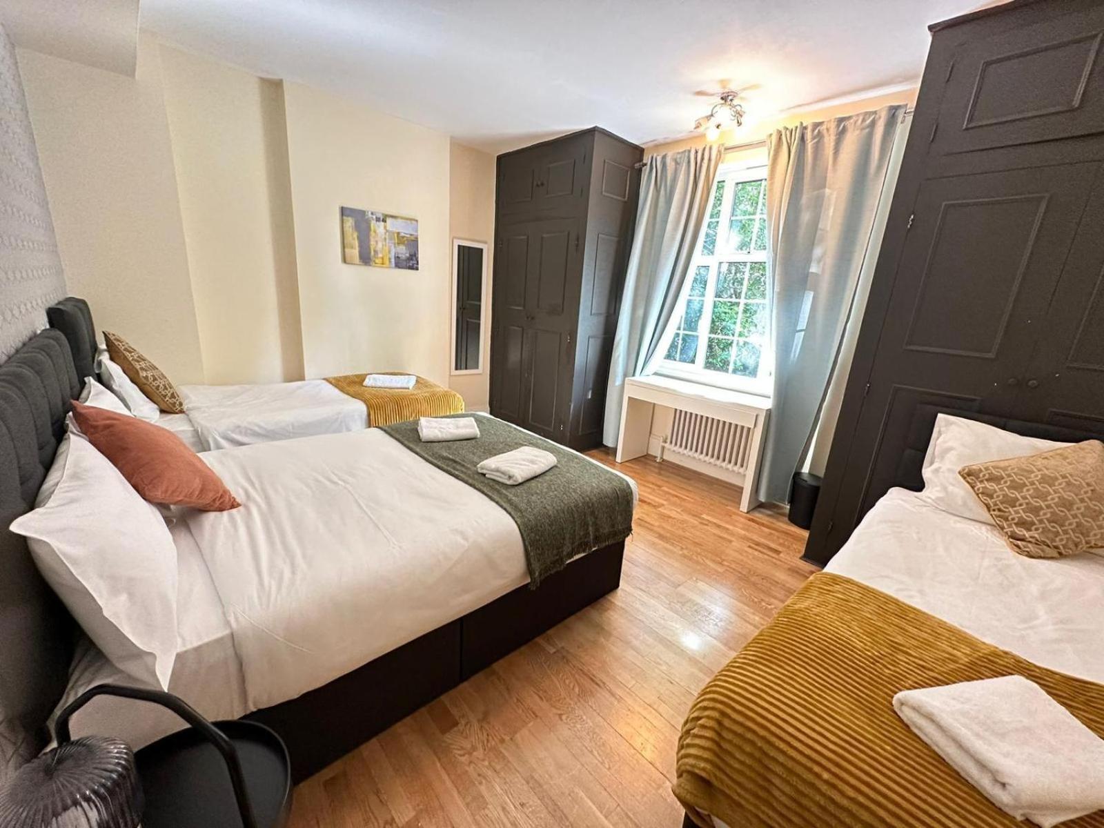 Charming 2 Bedroom Flat In Kensington High Street London Exteriör bild