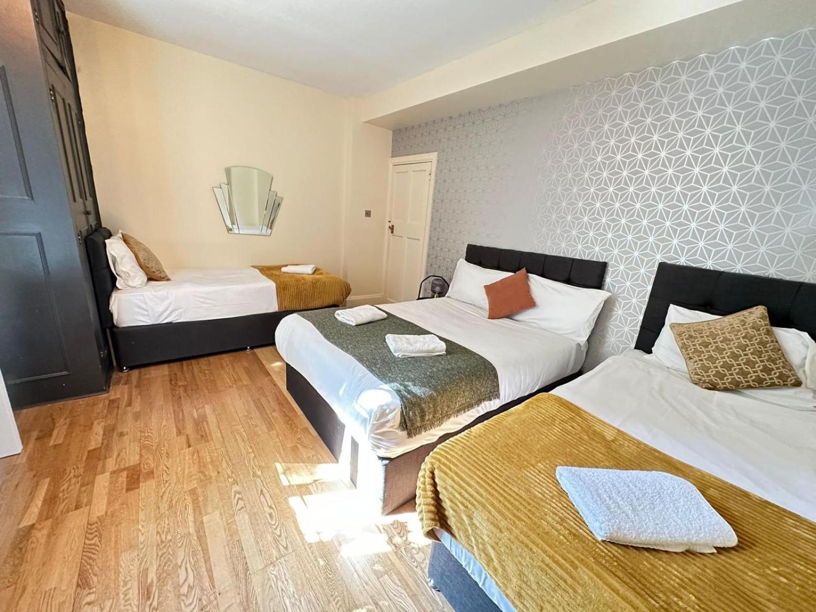 Charming 2 Bedroom Flat In Kensington High Street London Exteriör bild